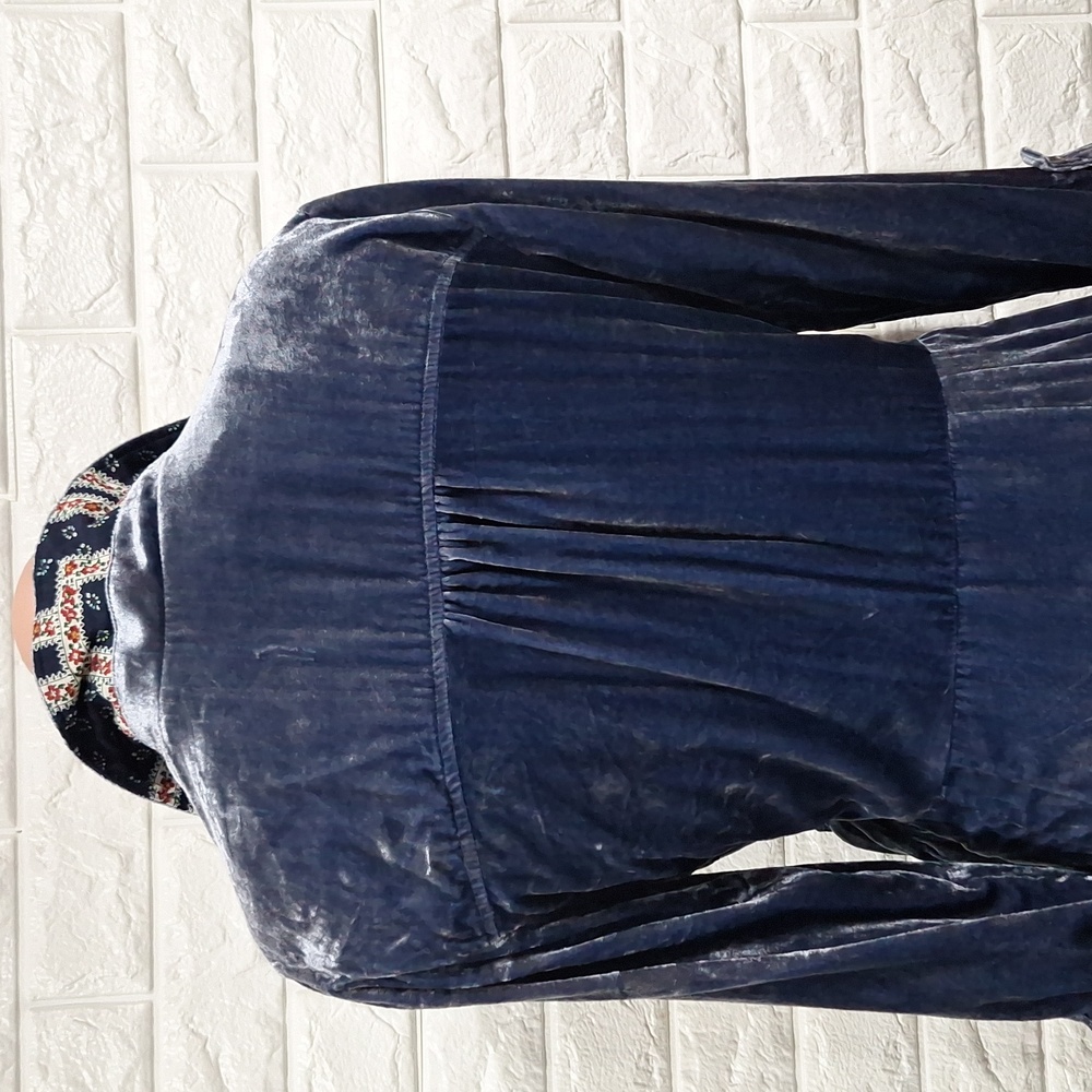 ANTHROPOLOGIE MAEVE Blue Velvet Wrap Dress with Pockets - Picture 9 of 13